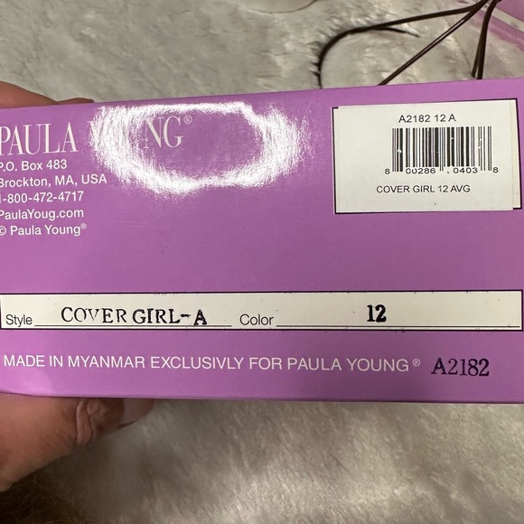 IOB Paula Young Cover Girl Whisper Lite Wig A2182 in Light Golden Brown Average - Picture 8 of 9